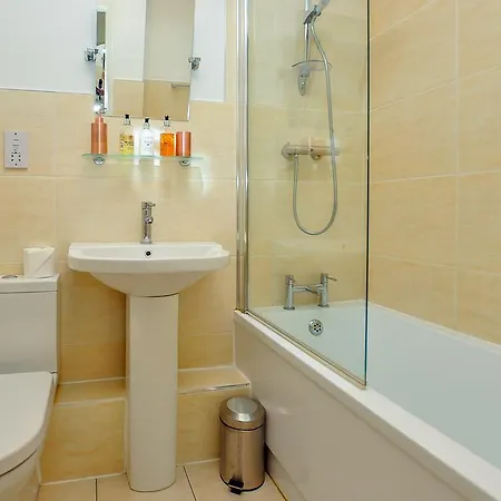 Minster'S Reach Apartment 1